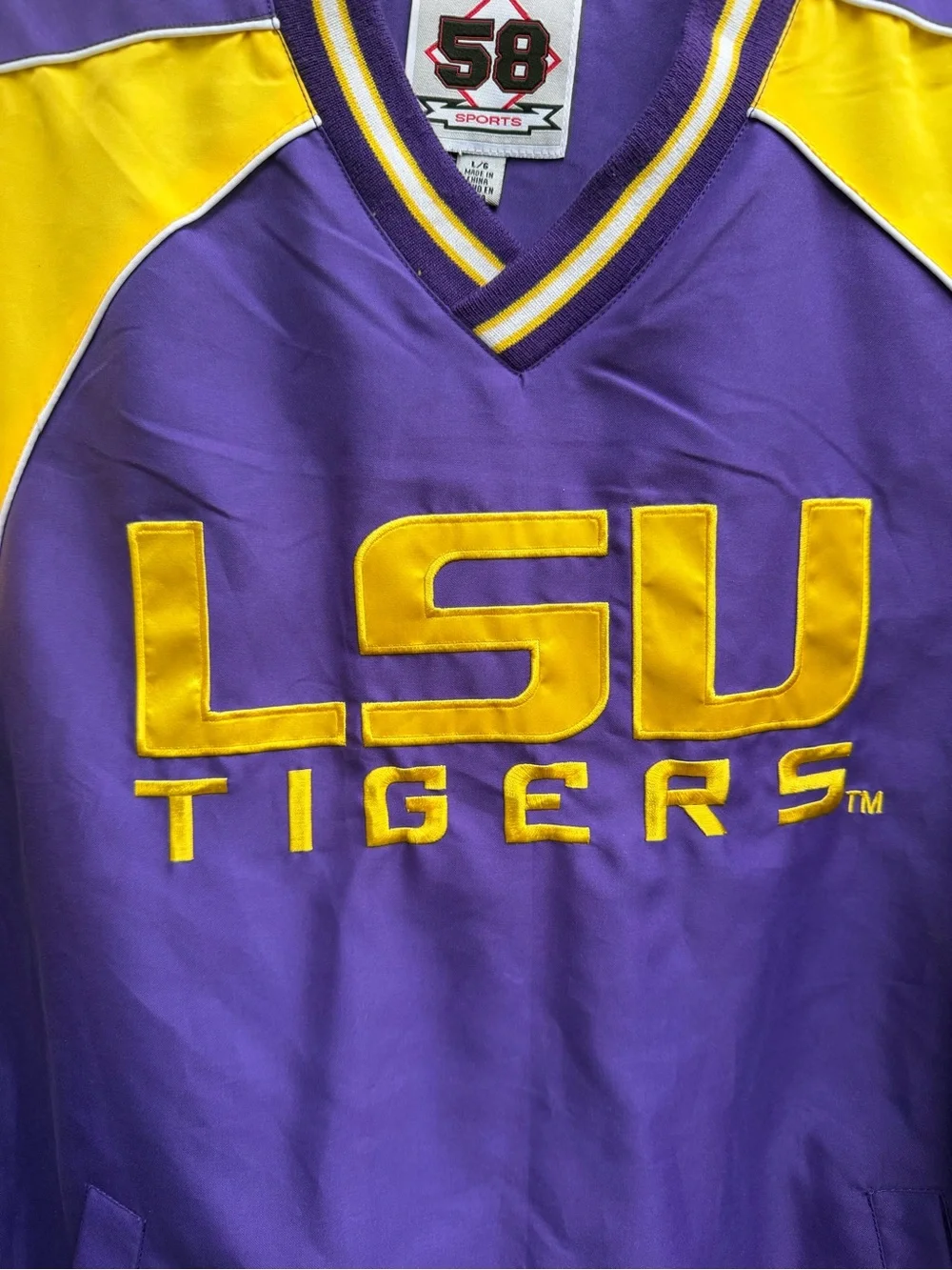 Vintage 58 Sports LSU Tigers Large V-Neck Purple & Gold Embroidered Pullover F8